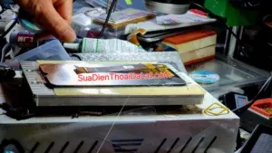 Thay cảm ứng samsung