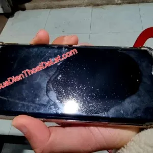 điện thoại vô nước